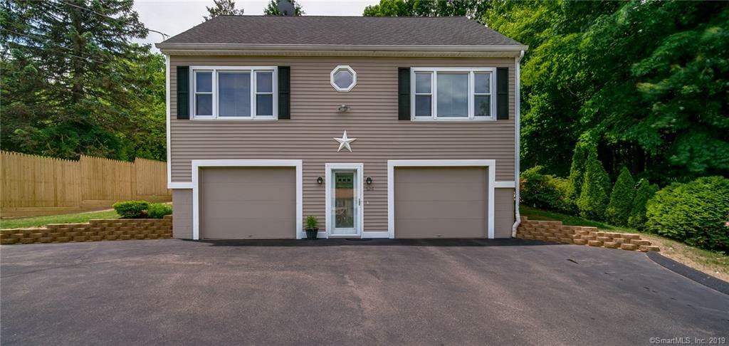 Property Photo:  626 Laurel Street  CT 06512 