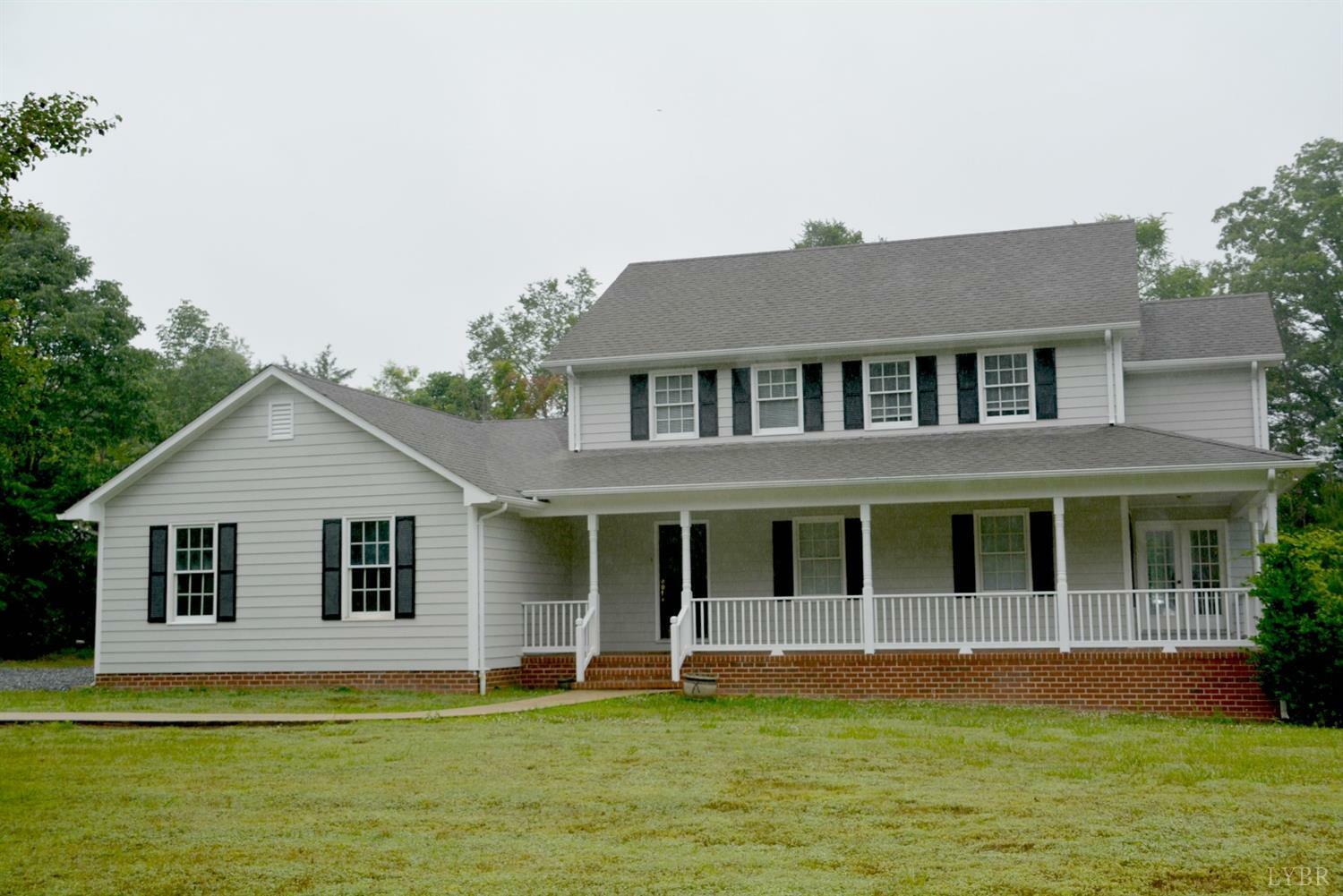 Property Photo:  206 Smith Drive  VA 23901 