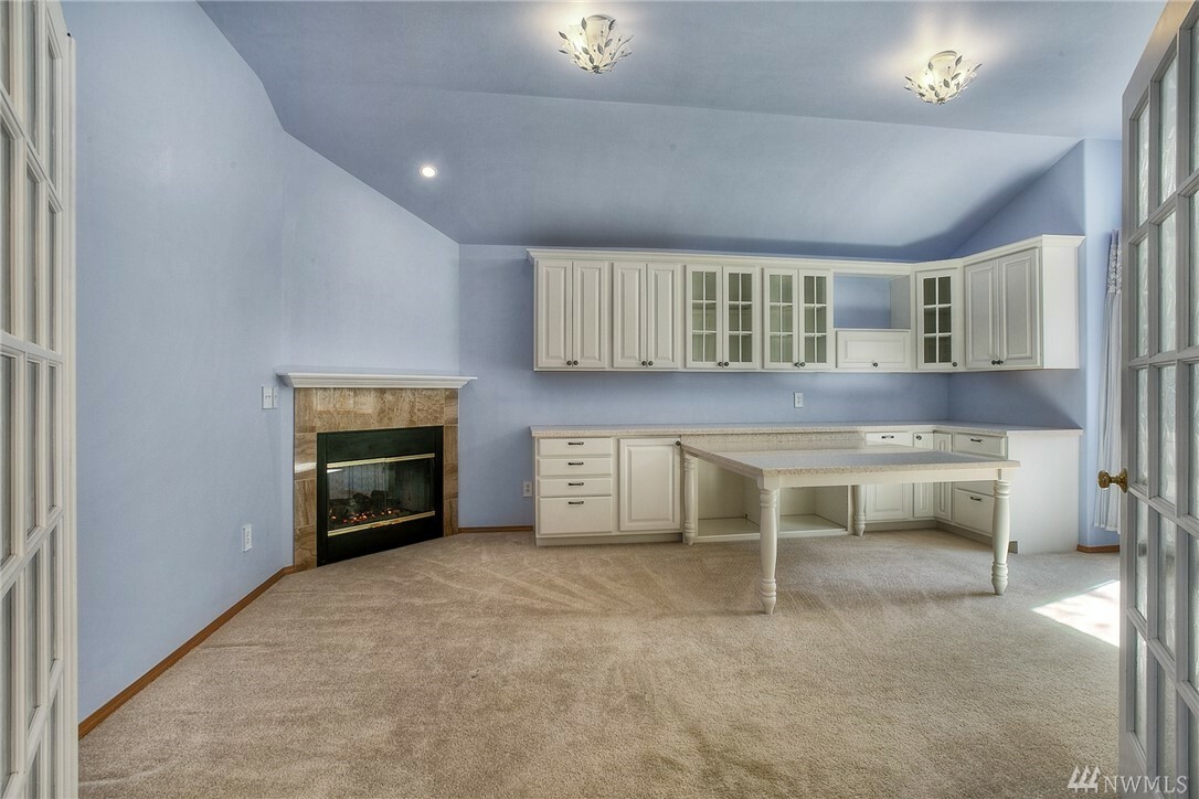 Property Photo: 37804 34th Ave E WA 98580