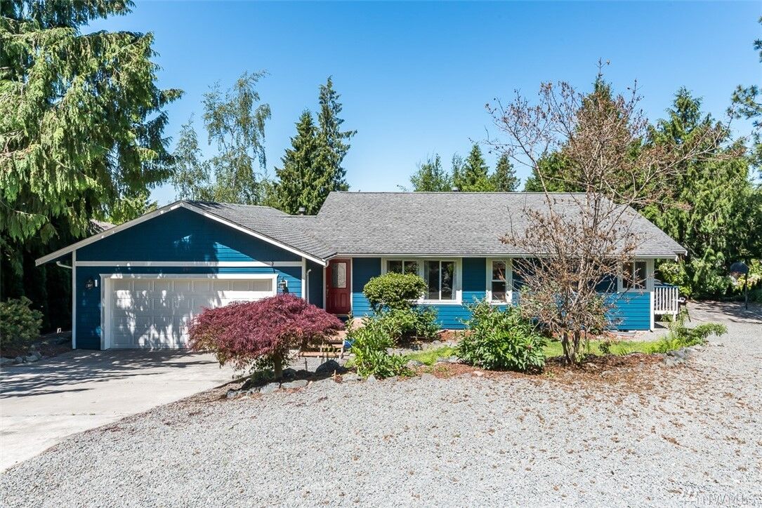 Property Photo:  2401 Crosby Dr  WA 98274 