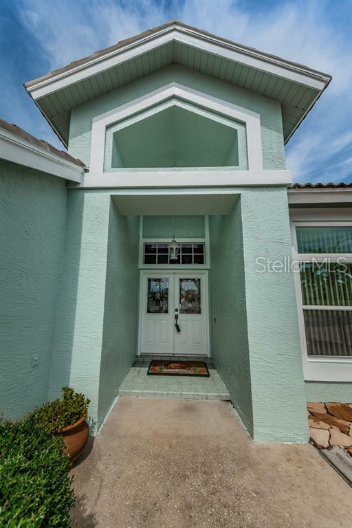 Property Photo:  3339 Glenwood Circle  FL 34691 