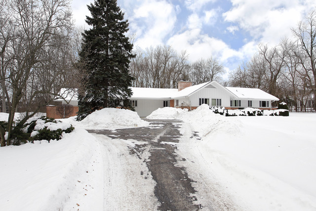 Property Photo: 1950 Sunset Ridge Road IL 60093