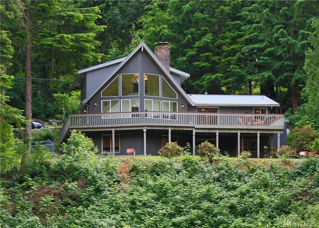 Property Photo:  43224 SE 149th St  WA 98045 