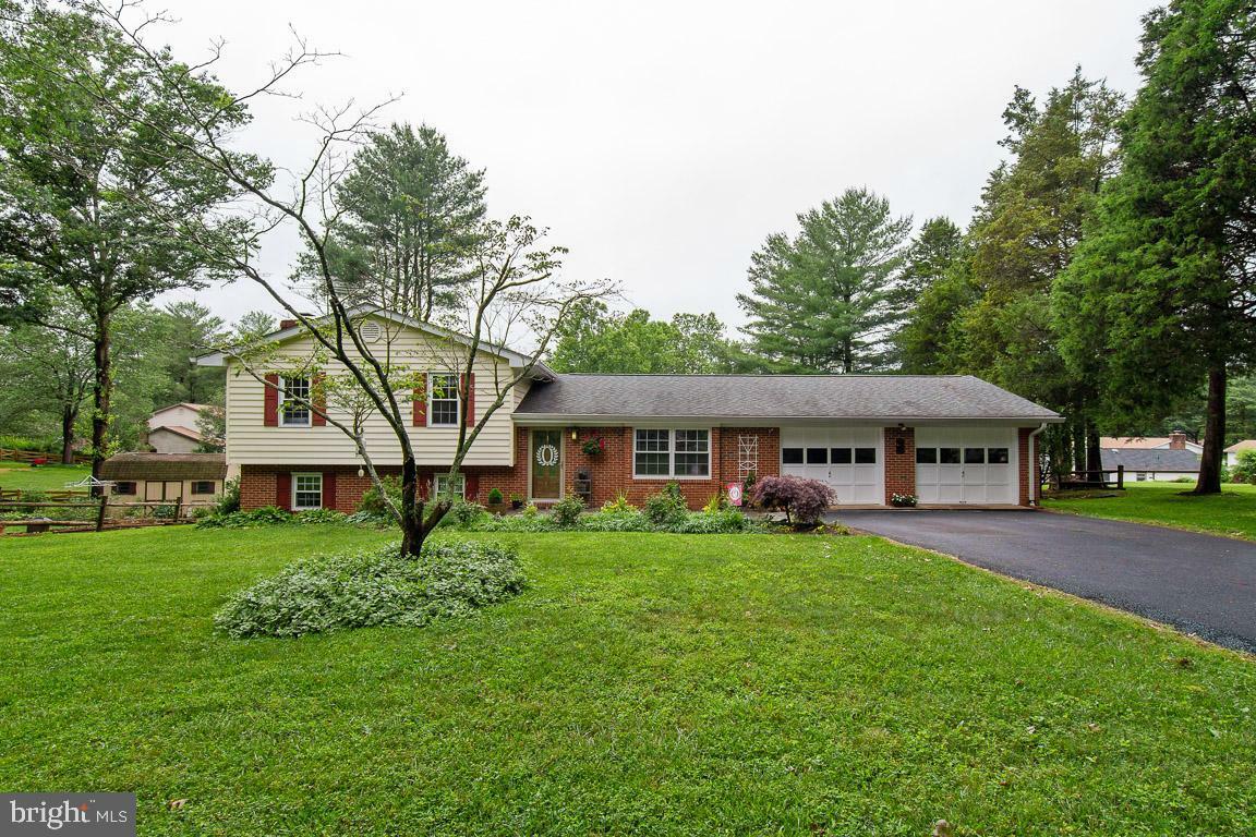 Property Photo:  7232 Marr Drive  VA 20187 