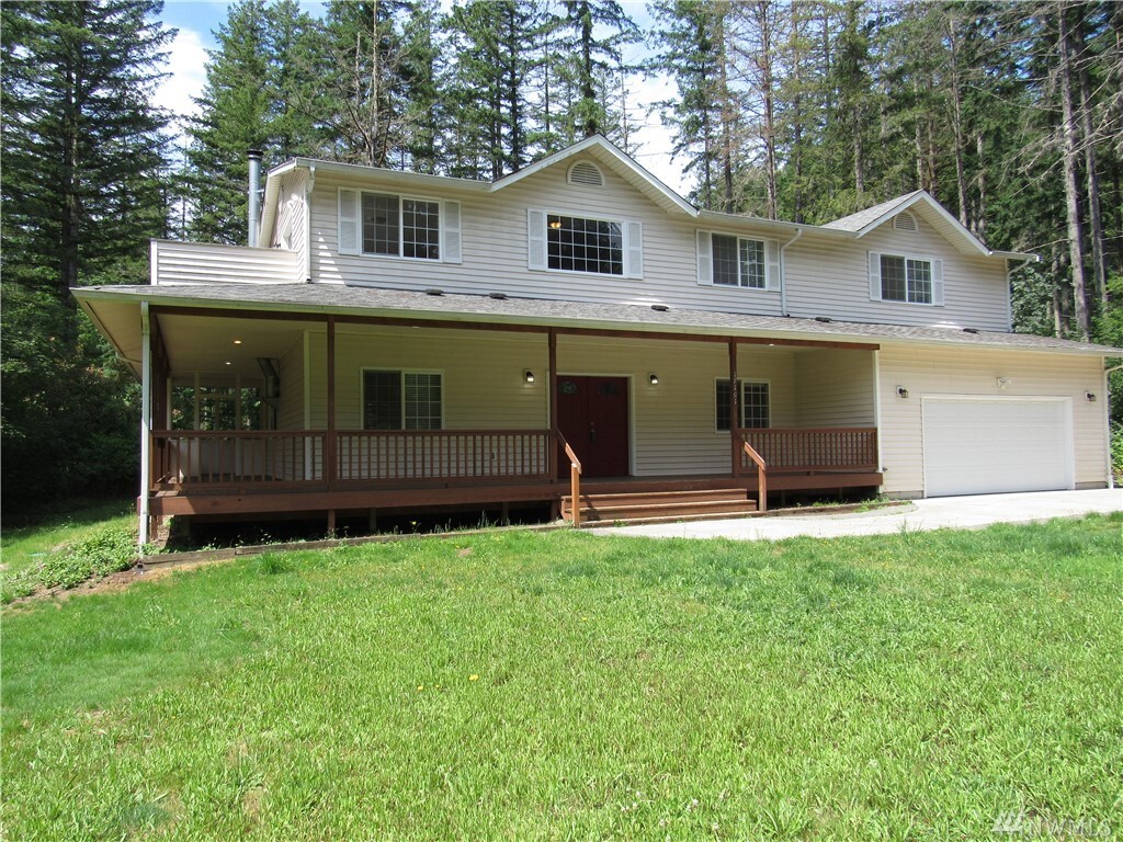 Property Photo: 17101 230th Avenue SE WA 98038