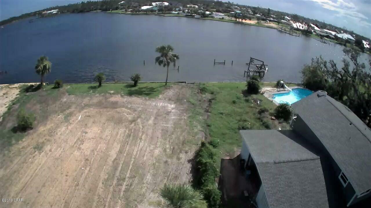 Property Photo: 4700 Baywood Drive FL 32444
