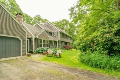 Property Photo:  1 High Meadow Rd  RI 02837 