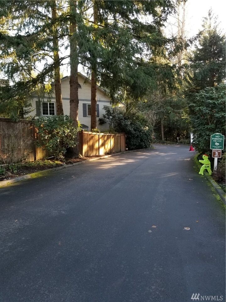 Property Photo: 2801 NE 195th St 1 WA 98155