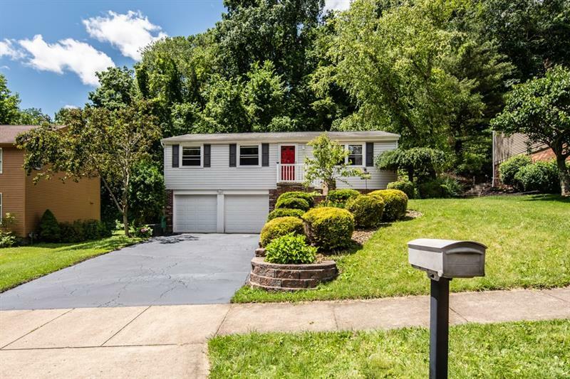 Property Photo:  118 Bashford Drive  PA 15108 