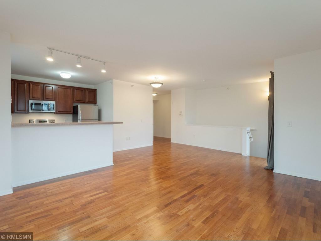 Property Photo:  560 N 2nd Street 409  MN 55401 