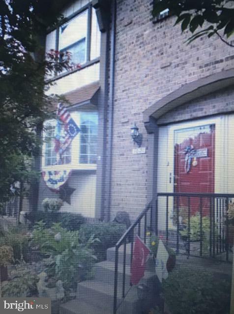 Property Photo: 1021 Oldham Court PA 19020