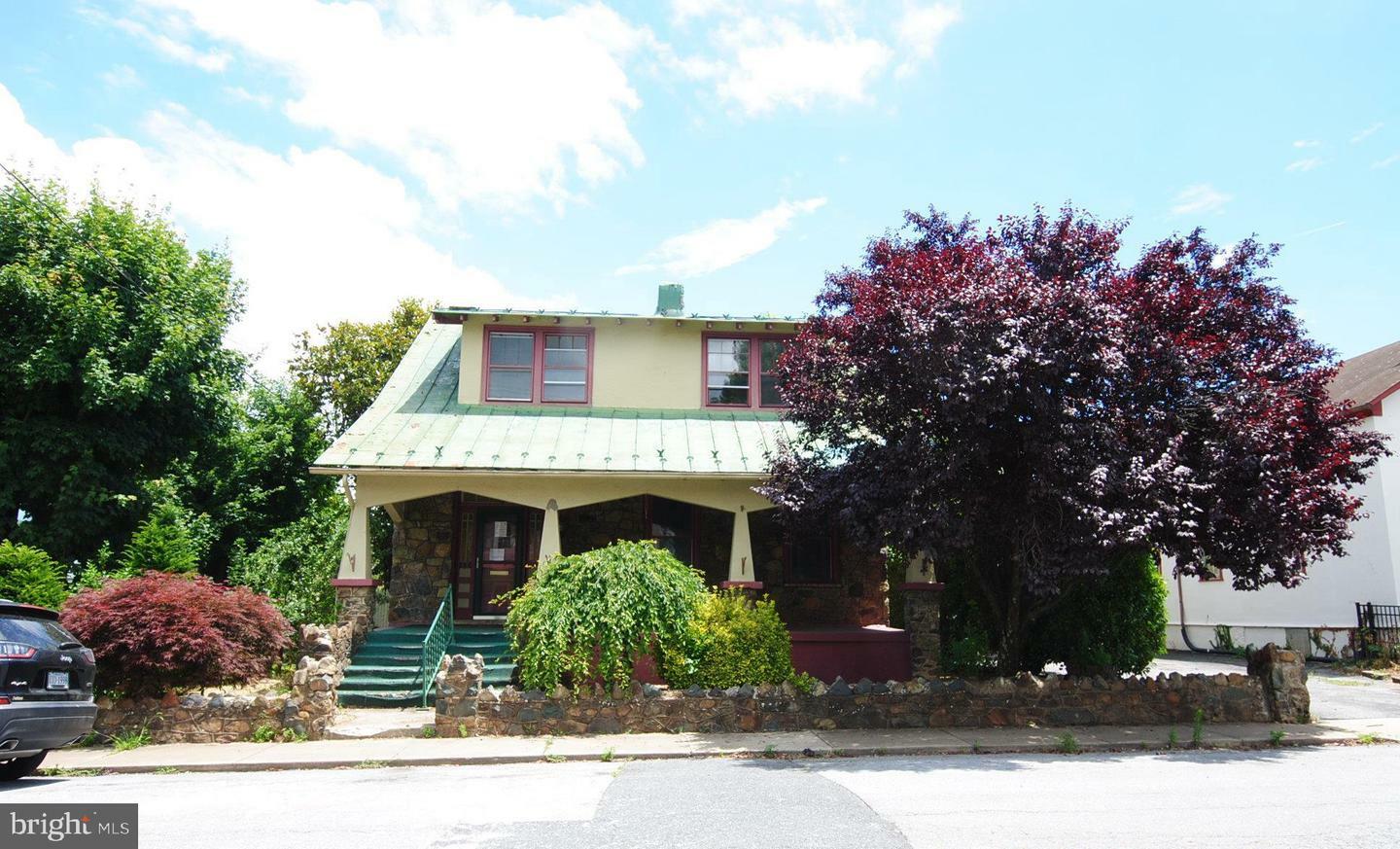 Property Photo:  236 Church Street  VA 22630 