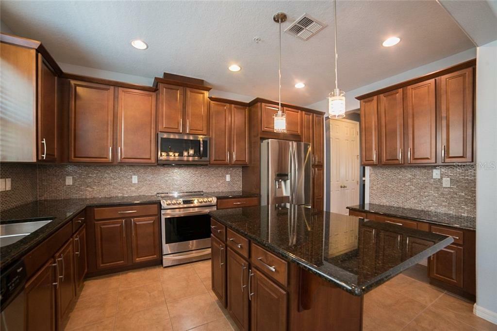 Property Photo:  1114 Clifton Springs Lane  FL 32708 