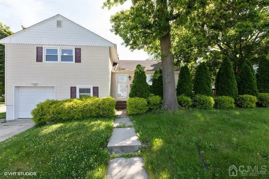 Property Photo:  18 Sheinfine Avenue  NJ 08882 