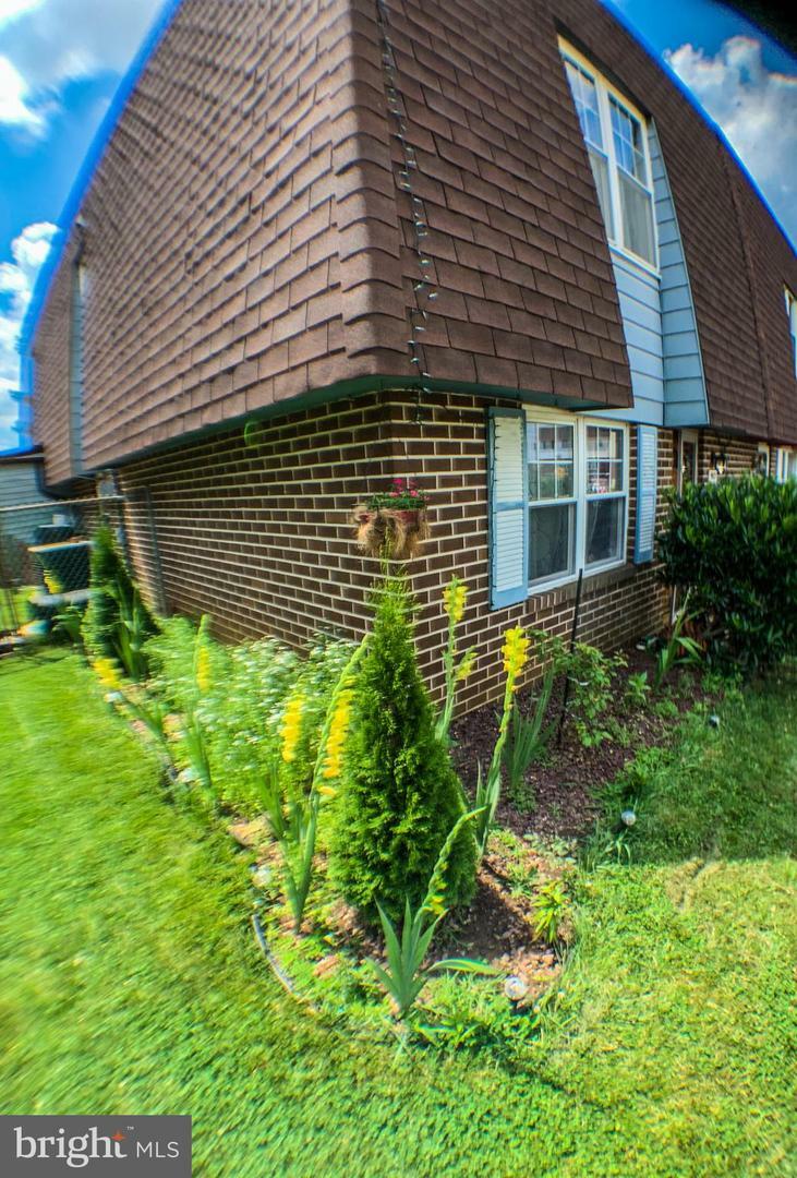 Property Photo:  9927 Wingtip Road  PA 19115 