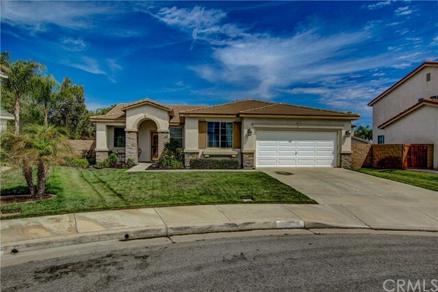 Property Photo:  30869 Stone Creek Court  CA 92584 