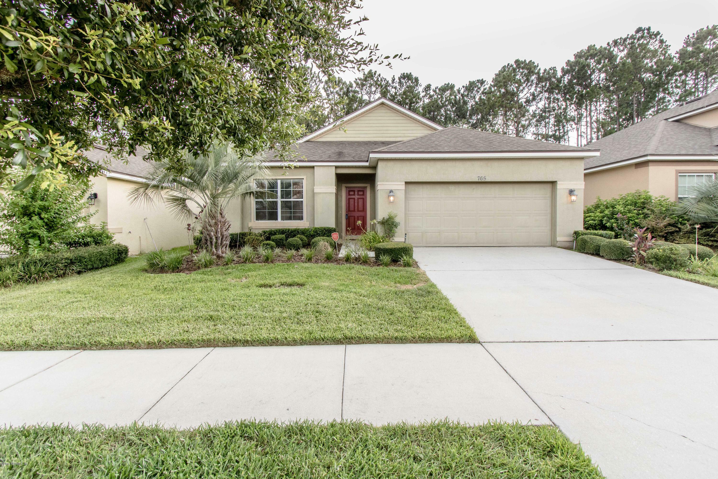 Property Photo:  765 Sunny Stroll Drive  FL 32068 