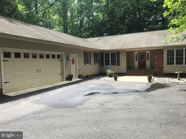 Property Photo: 111 Edgemont Circle VA 22508