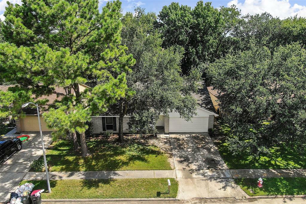 Property Photo:  4802 Marburg Court  TX 77066 