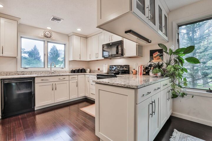 Property Photo:  65 Victoria Street 43  NH 03104 