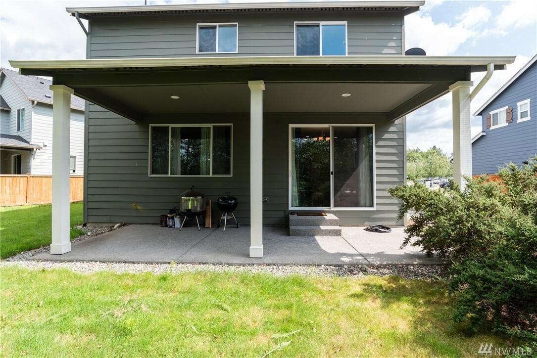 Property Photo:  982 Panorama Ridge  WA 98273 