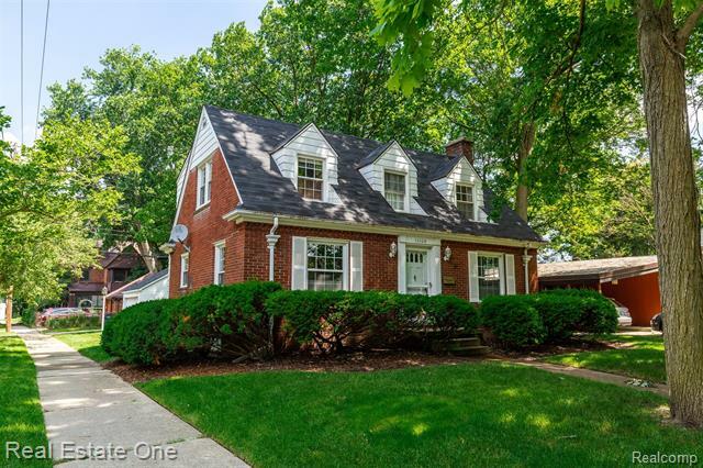 13164 Balfour Avenue  Huntington Woods MI 48070 photo