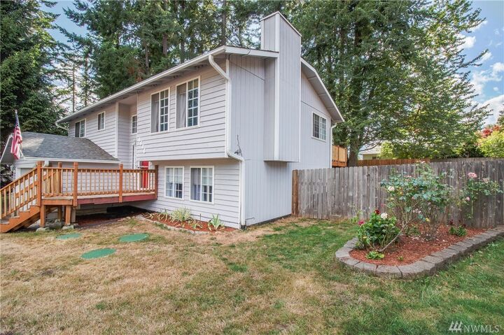 Property Photo:  6646 Cortez Place NW  WA 98311 