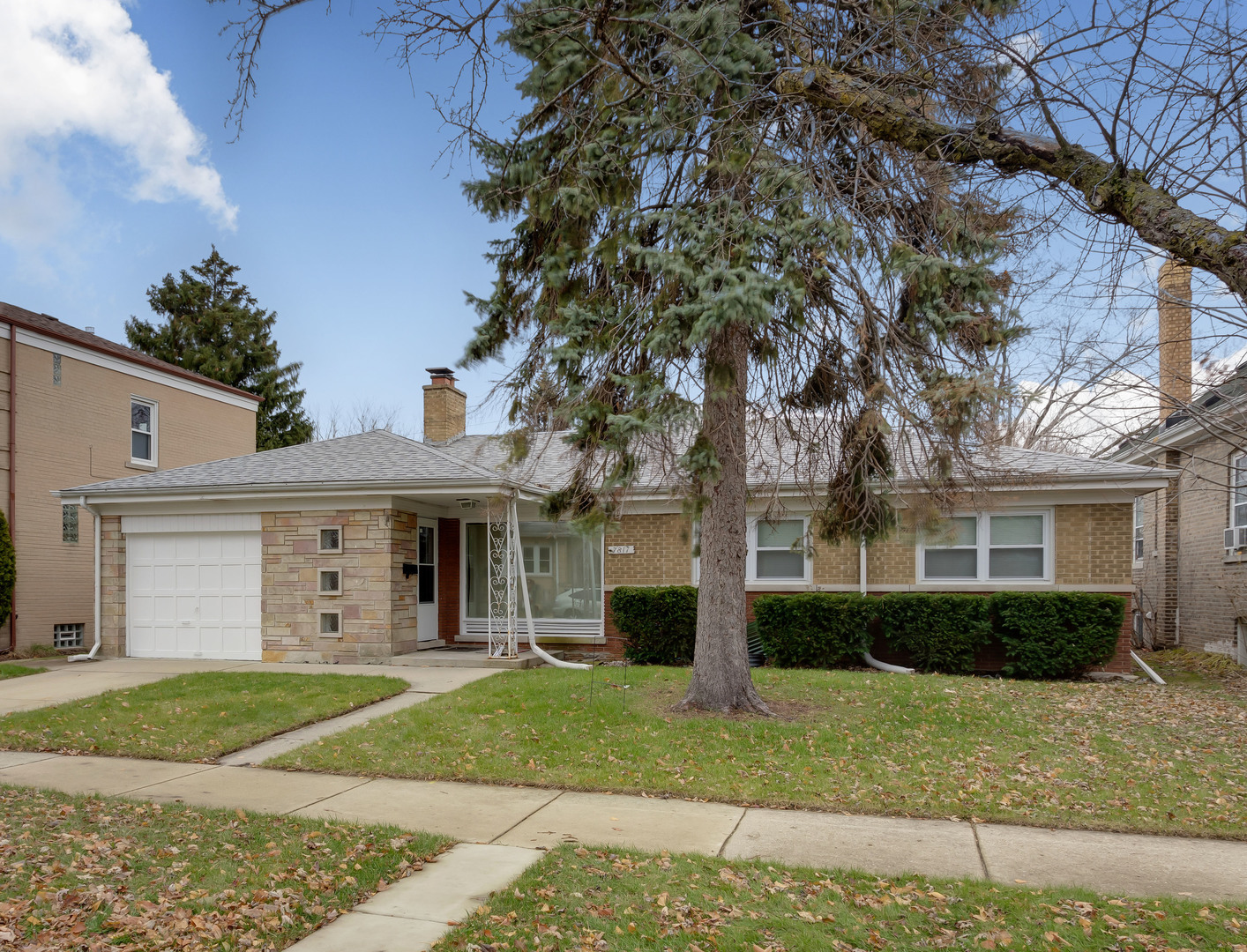 Property Photo:  7811 Kenneth Avenue  IL 60076 