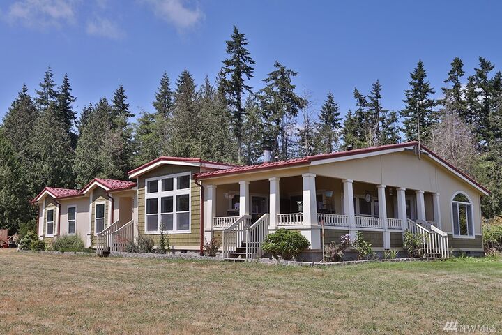 Property Photo: 7196 Linda Lane WA 98236