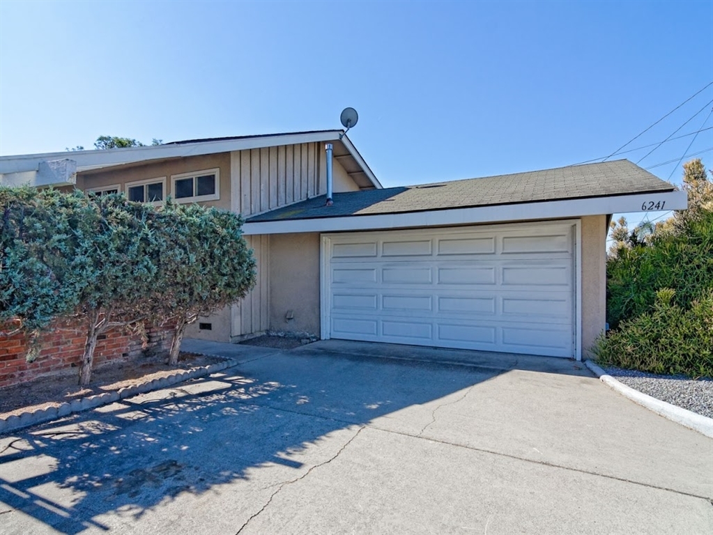 Property Photo:  6241 Boulder Lake Ave  CA 92119 