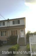 Property Photo:  210 Maple Parkway  NY 10303 