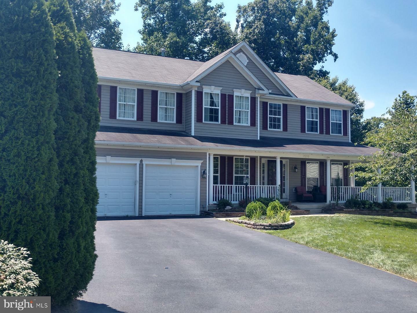 Property Photo: 15200 Chula Place VA 22193