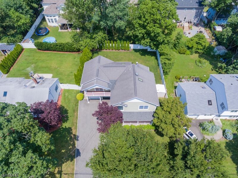 Property Photo:  173 Arundel Rd  NJ 07652 