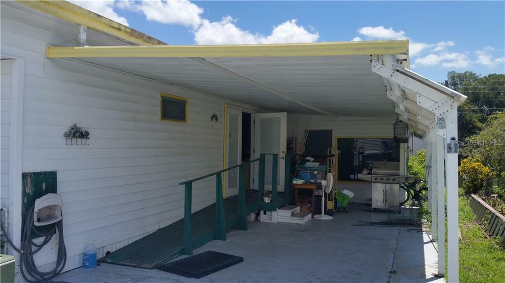 Property Photo:  1722 Blue Lake Drive  FL 33801 