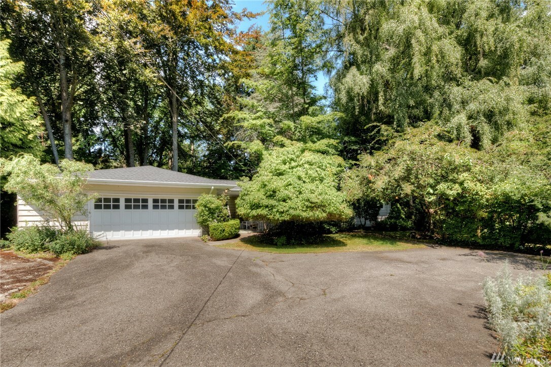 Property Photo:  856 SW 174th St  WA 98166 