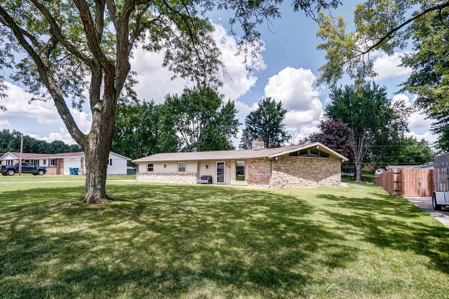 Property Photo:  1127 Moeller Road  IN 46774-1952 