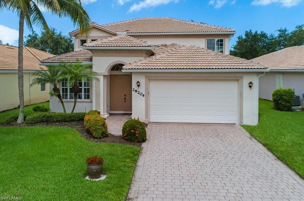 Property Photo: 28204 Robolini Ct FL 34135