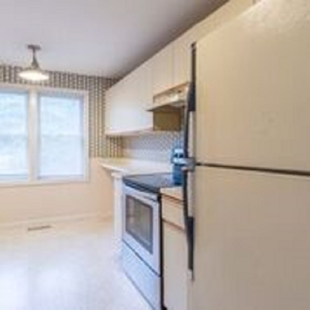 Property Photo:  256 Bartemus Trail  NH 03063 