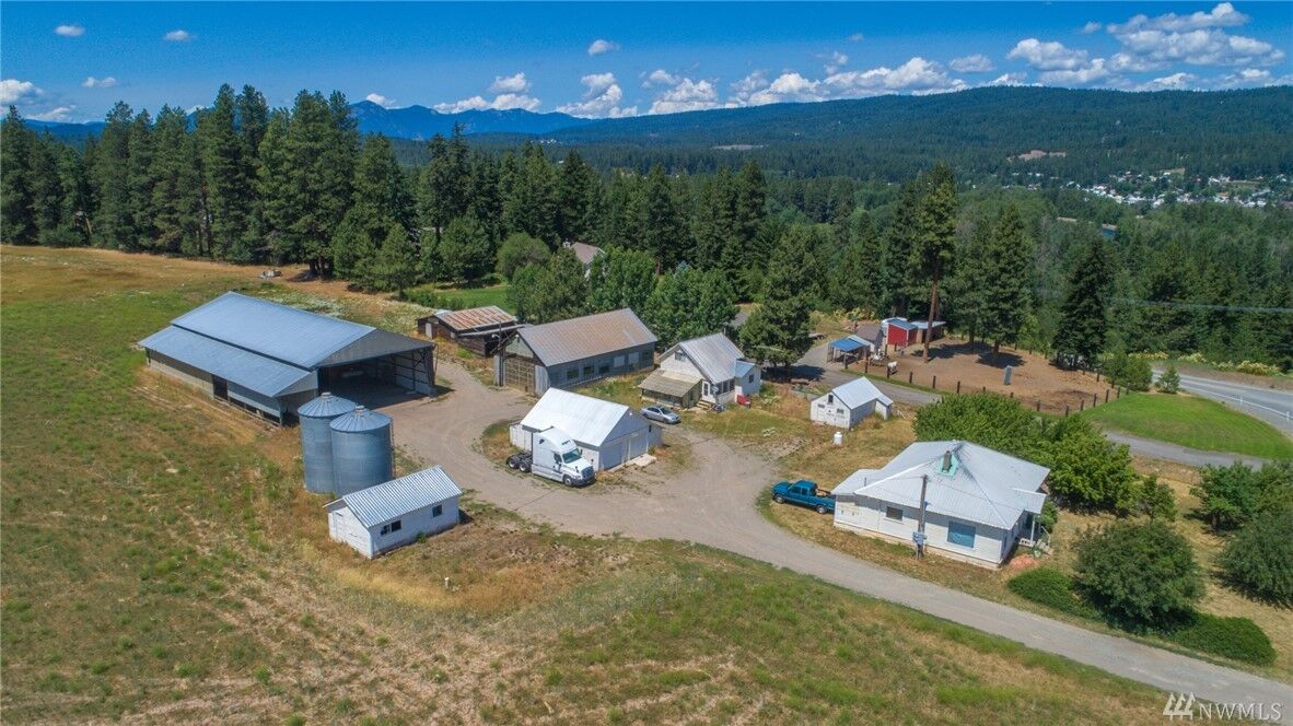 Property Photo:  91 Upper Peoh Pt Rd  WA 98922 