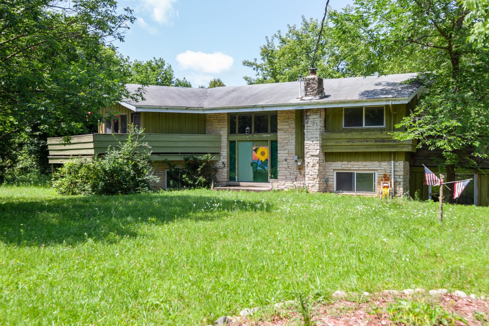 Property Photo: 2335 Hall Rd WI 53027