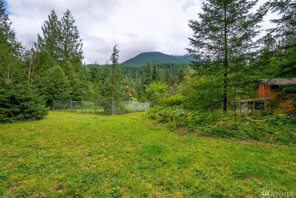 Property Photo:  44932 SE Mt Si Rd  WA 98045 