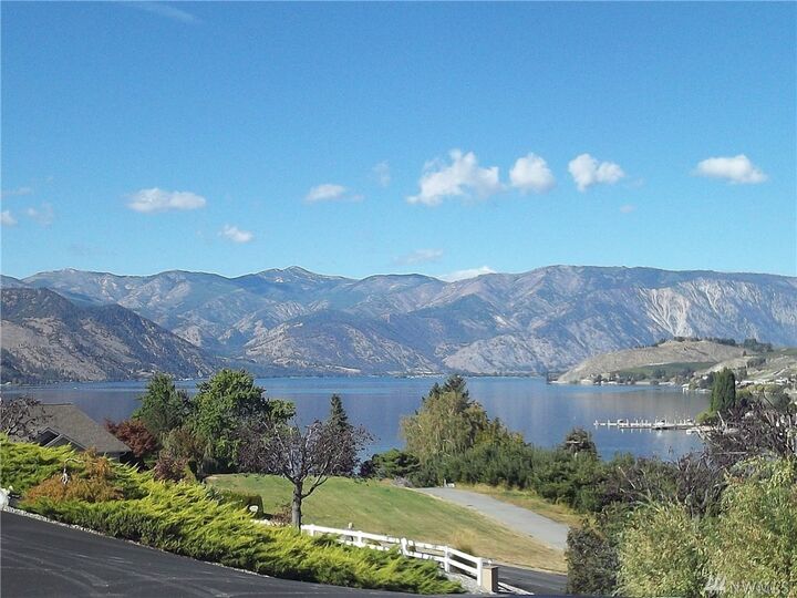 102 Shimmering Vista Lane  Chelan WA 98816 photo