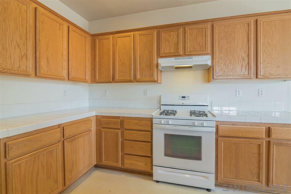 Property Photo:  425 S Meadowbrook Dr 147  CA 92114 