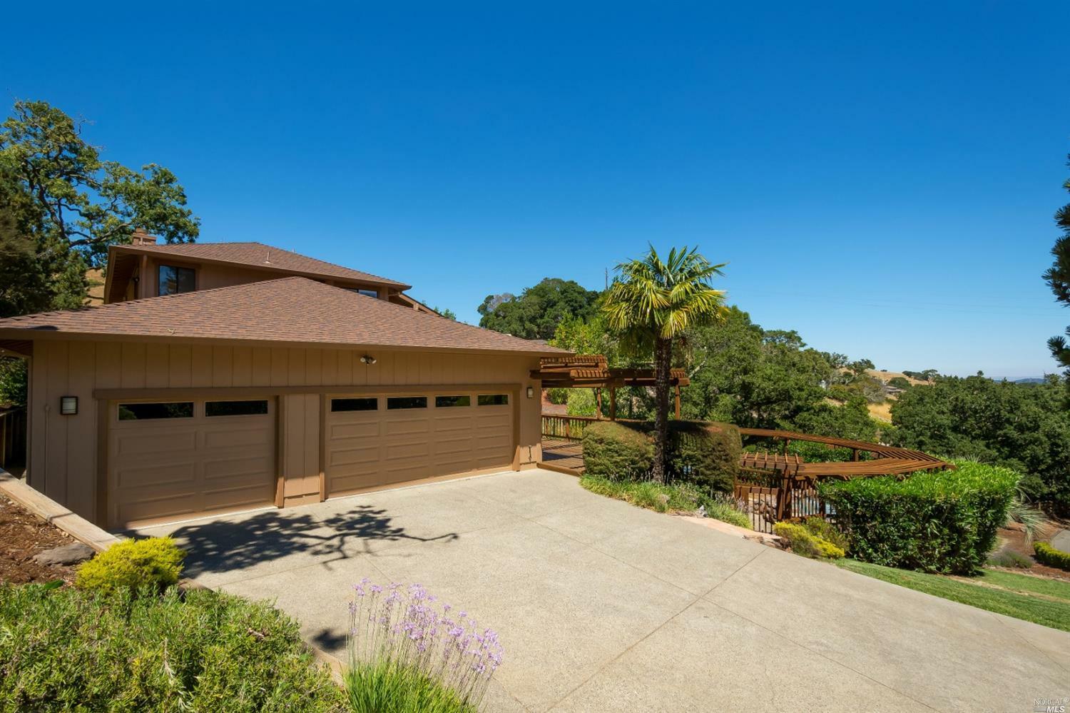 Property Photo: 82 Verissimo Drive CA 94947