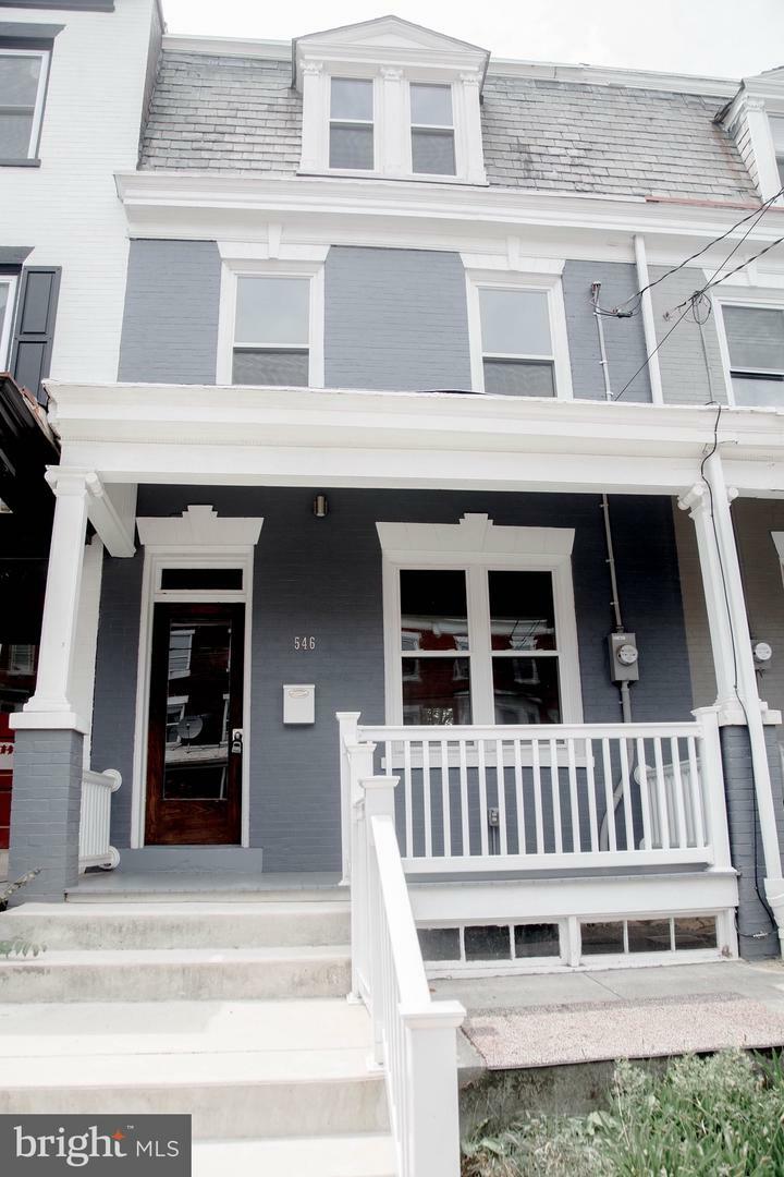 Property Photo:  546 N Plum Street  PA 17602 