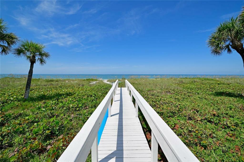 5393 Gulf Of Mexico Drive 101  Longboat Key FL 34228 photo