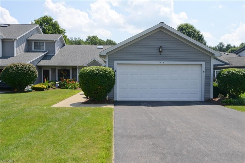 Property Photo: 7410 E Huntington Drive D OH 44512