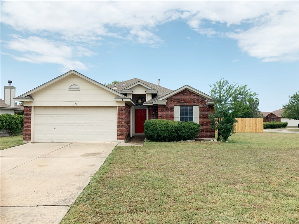 Property Photo:  1301 Mountain Springs Lane  TX 78641 