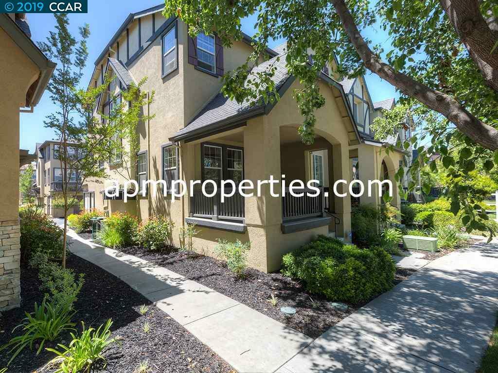 Property Photo: 2624 Ashwell Ln CA 94582