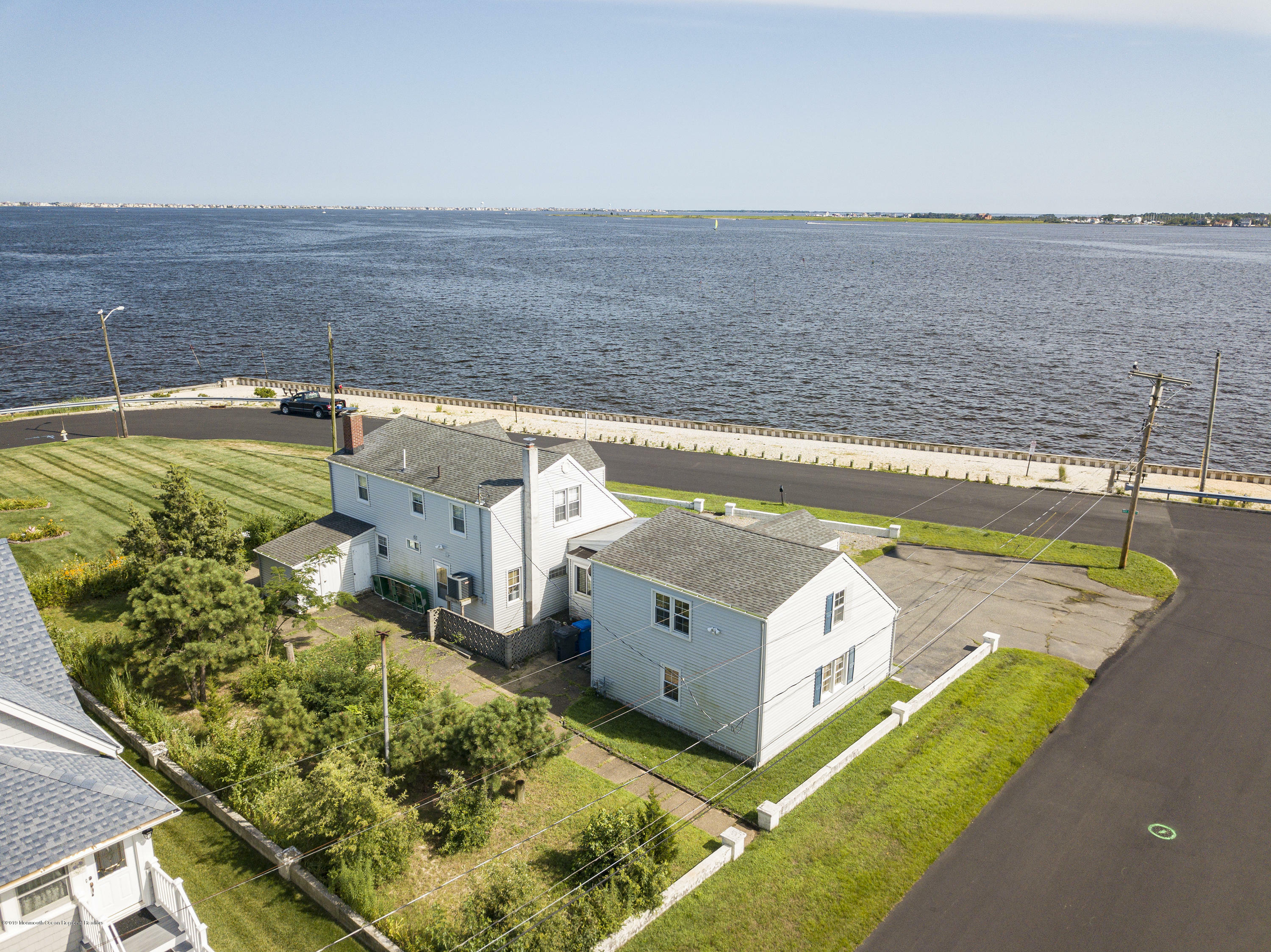 Property Photo:  13 Bay Shore Drive  NJ 08753 